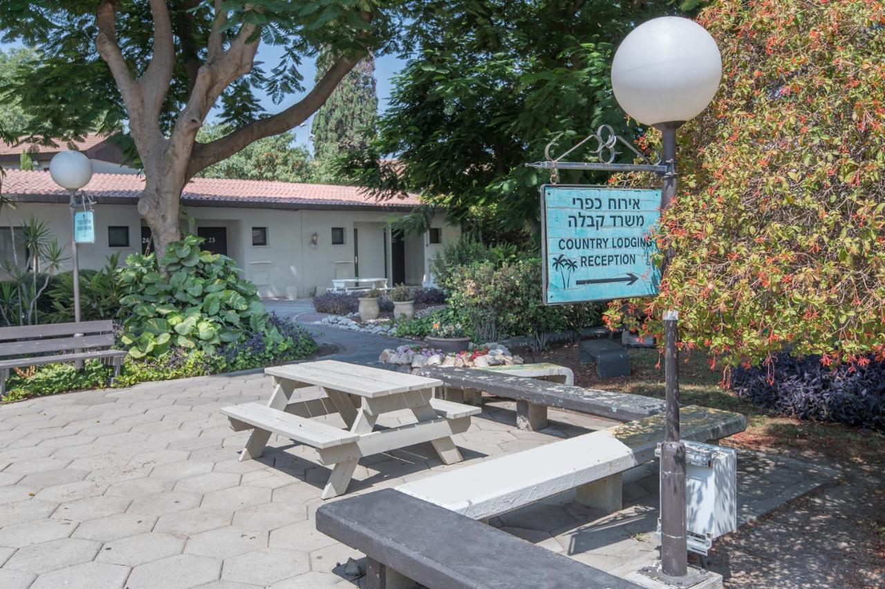 Degania Bet Kibbutz Country Lodging Hotel Kinneret Kültér fotó