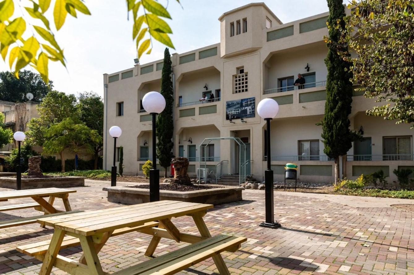 Degania Bet Kibbutz Country Lodging Hotel Kinneret Kültér fotó